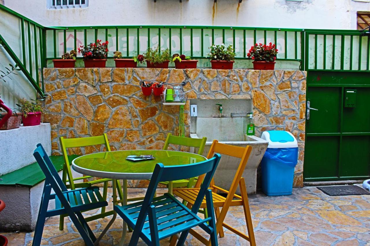 Croparadise Hostel Сплит Екстериор снимка