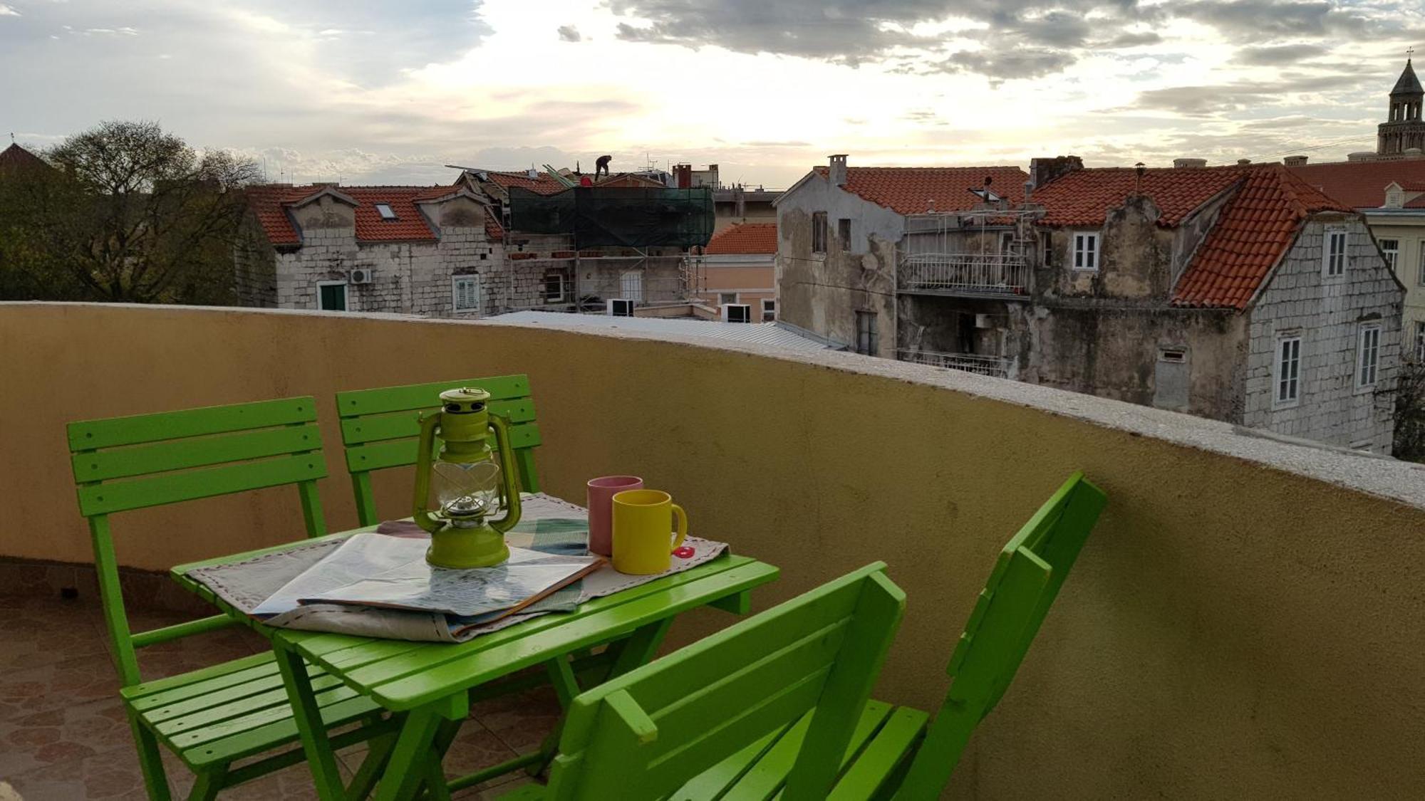 Croparadise Hostel Сплит Екстериор снимка