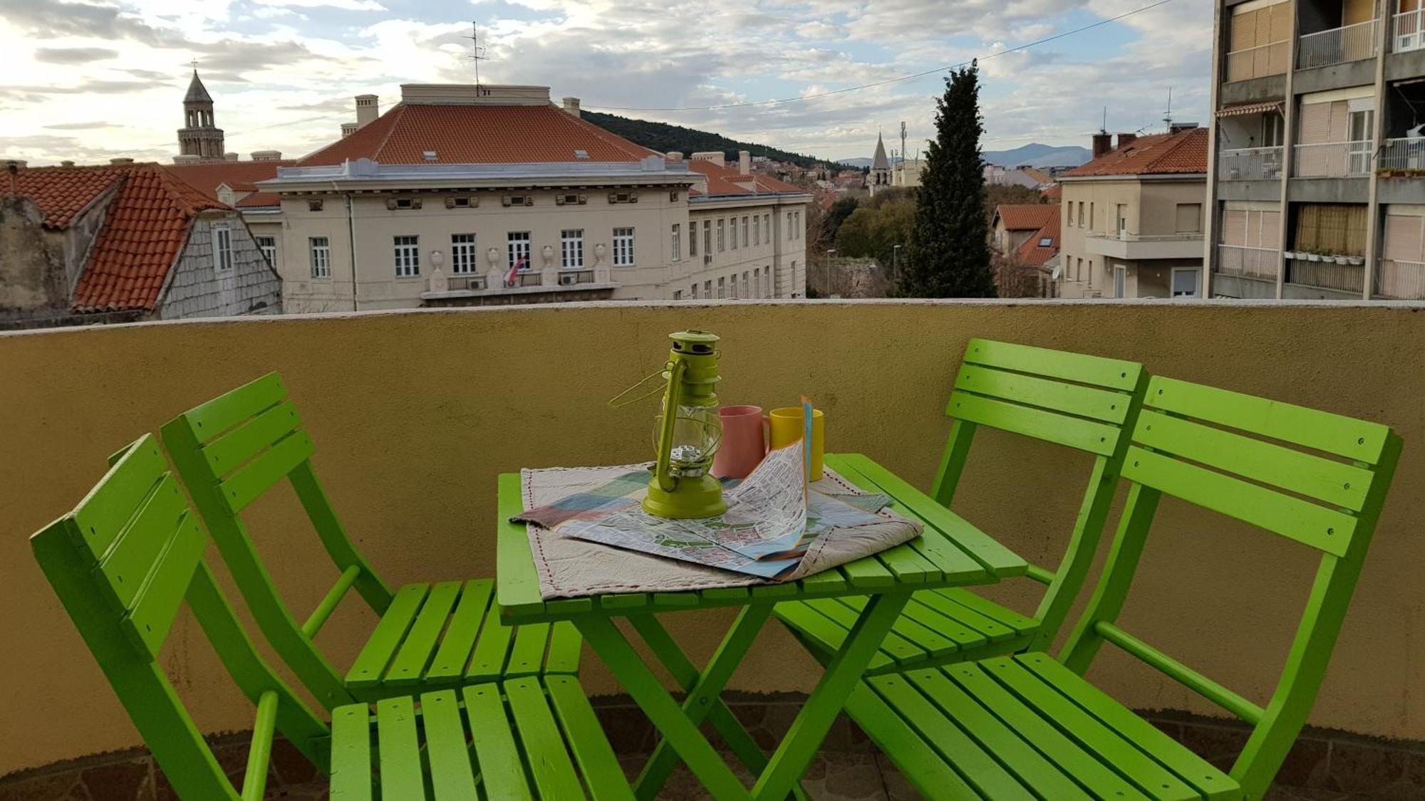 Croparadise Hostel Сплит Екстериор снимка