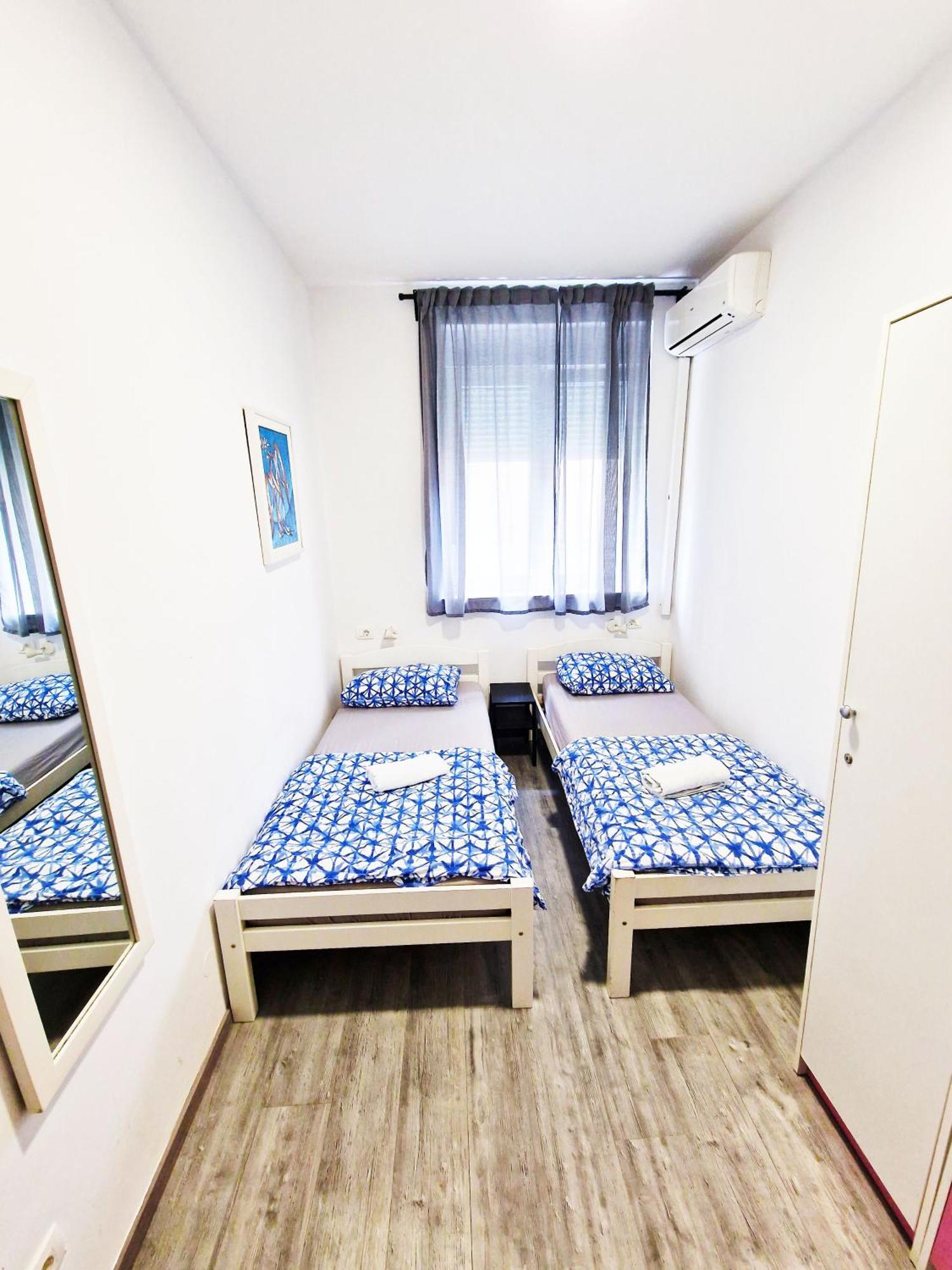 Croparadise Hostel Сплит Екстериор снимка